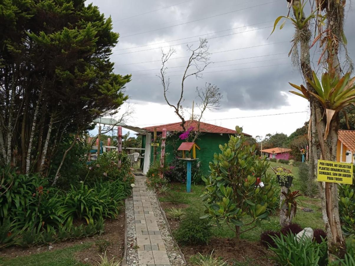 Hospedaje Santaelena -Chalets De Montana- Santa Elena  Exterior foto