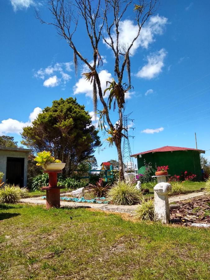 Hospedaje Santaelena -Chalets De Montana- Santa Elena  Exterior foto